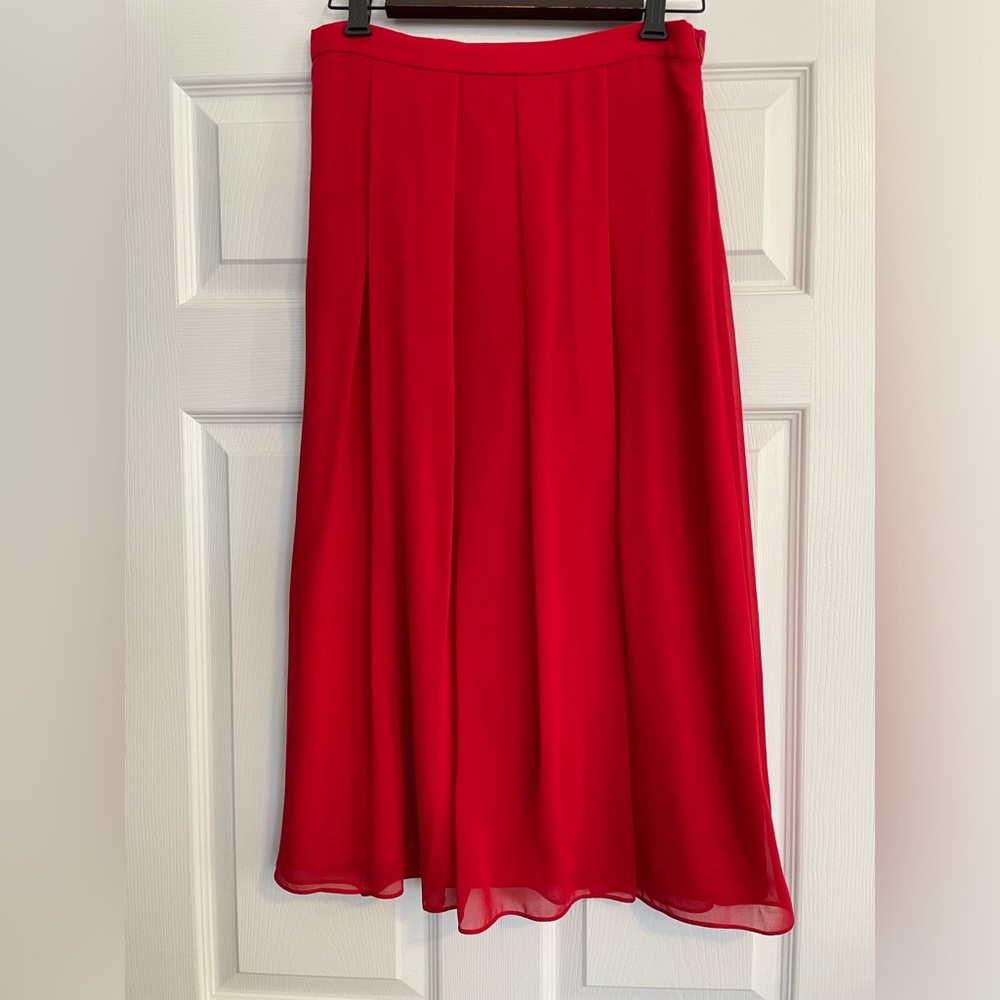 Red pleated chiffon midi skirt - Anne Klein - size 4